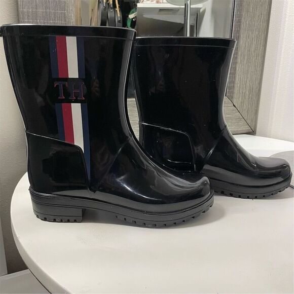 Tommy Hilfiger Women's Rain Boot Size 8 - Picture 4 of 11